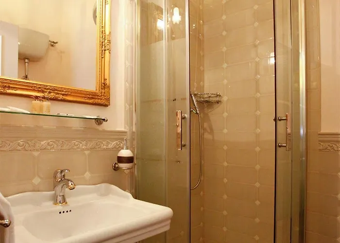 Casa De Fiori 2*
