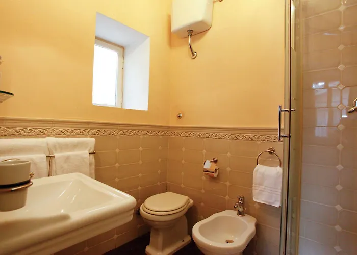 Otel Casa De Fiori 2*
